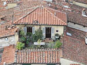 Xtrallusion photo gallery of Italy. Photos, pictures, images and photographs of the Italian Rivieras, the Italian Lakes, the Italian Alps, the Cinque Terre, the Amalfi coast and some of the most beautiful corners of Italy. Plus photos of Italian cities such as Pisa, Milan, Genoa and Rome.